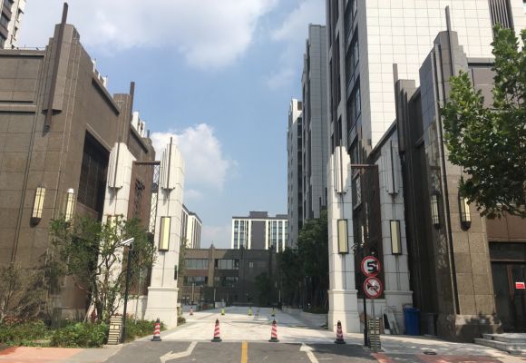 尚峰名邸